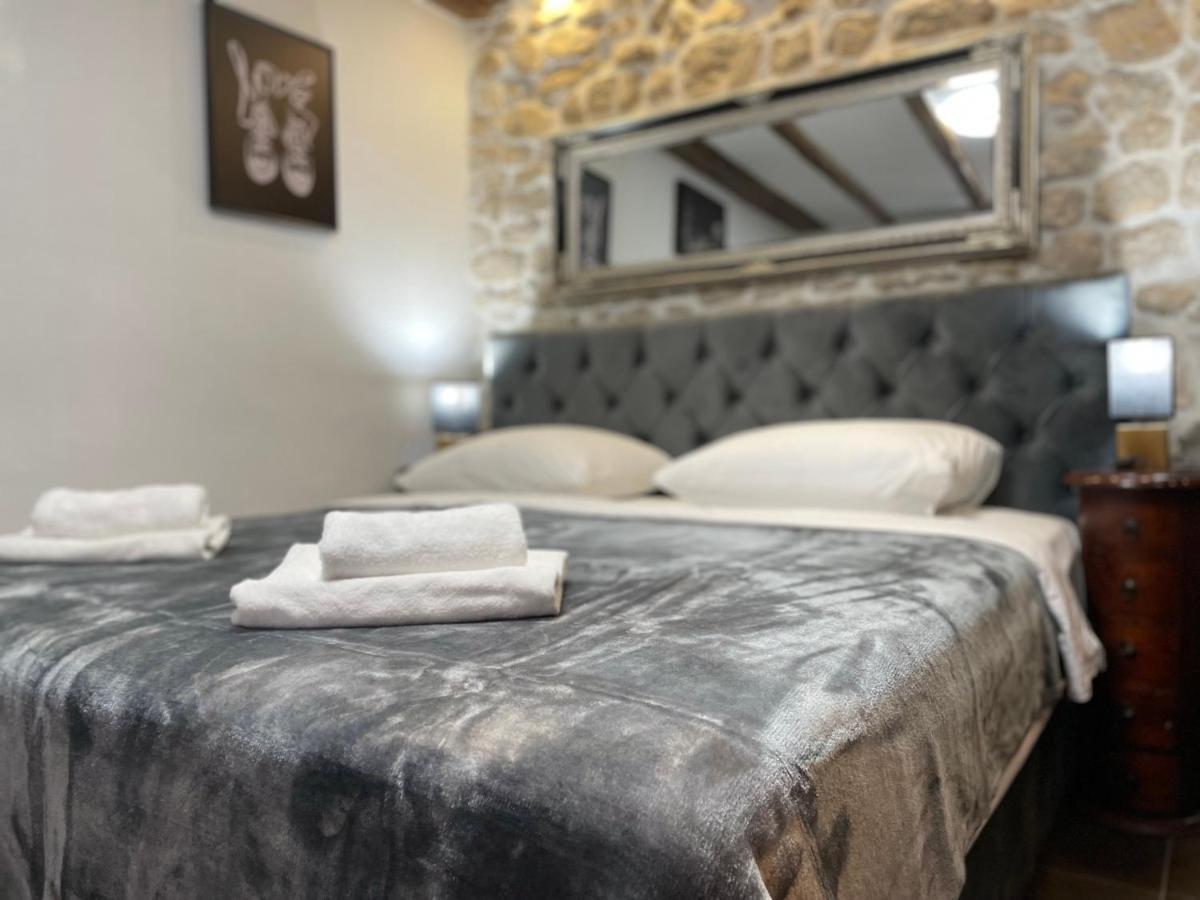 Tequila Apartments (Adults Only) Zadar Exteriör bild