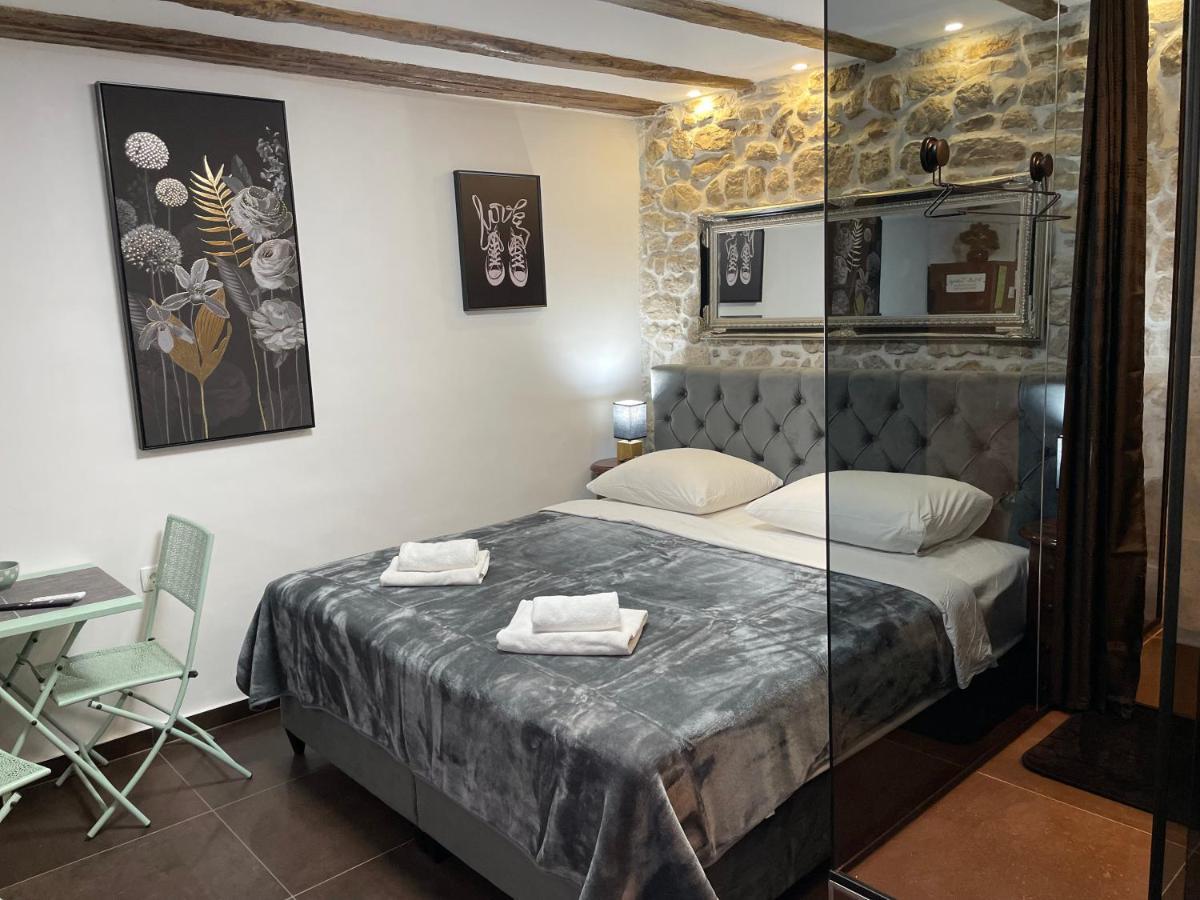 Tequila Apartments (Adults Only) Zadar Exteriör bild