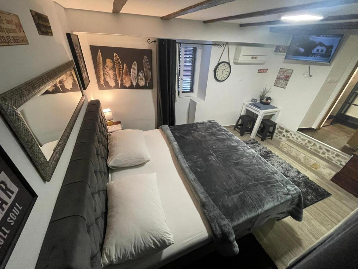 Tequila Apartments (Adults Only) Zadar Exteriör bild