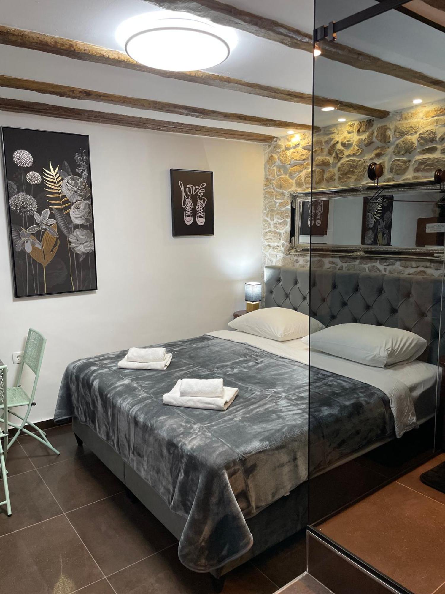 Tequila Apartments (Adults Only) Zadar Exteriör bild